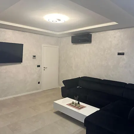 Apartment Nada Makarska